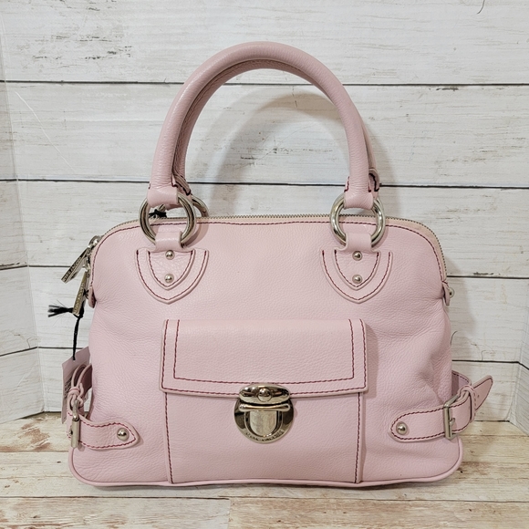 Marc Jacobs Handbags - NWT Marc Jacobs Elise bag in petunia calf leather